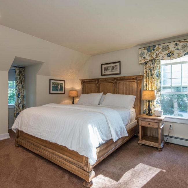 Photo of Sweetwater Cottage room at Grace Winery